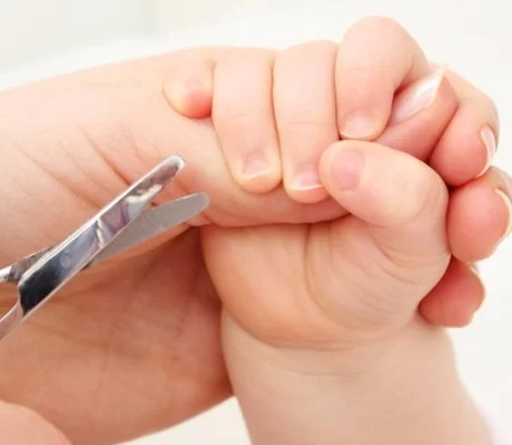 Çocuklarda Tırnak Kestirme Korkusu - Onychophobia